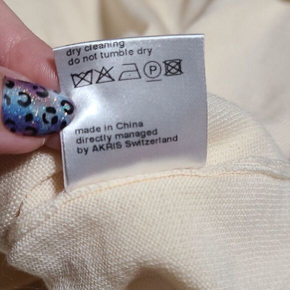 AKRIS PUNTO Cream Crew Neck Wool Blend Sweater | 8 - Picture 8 of 8